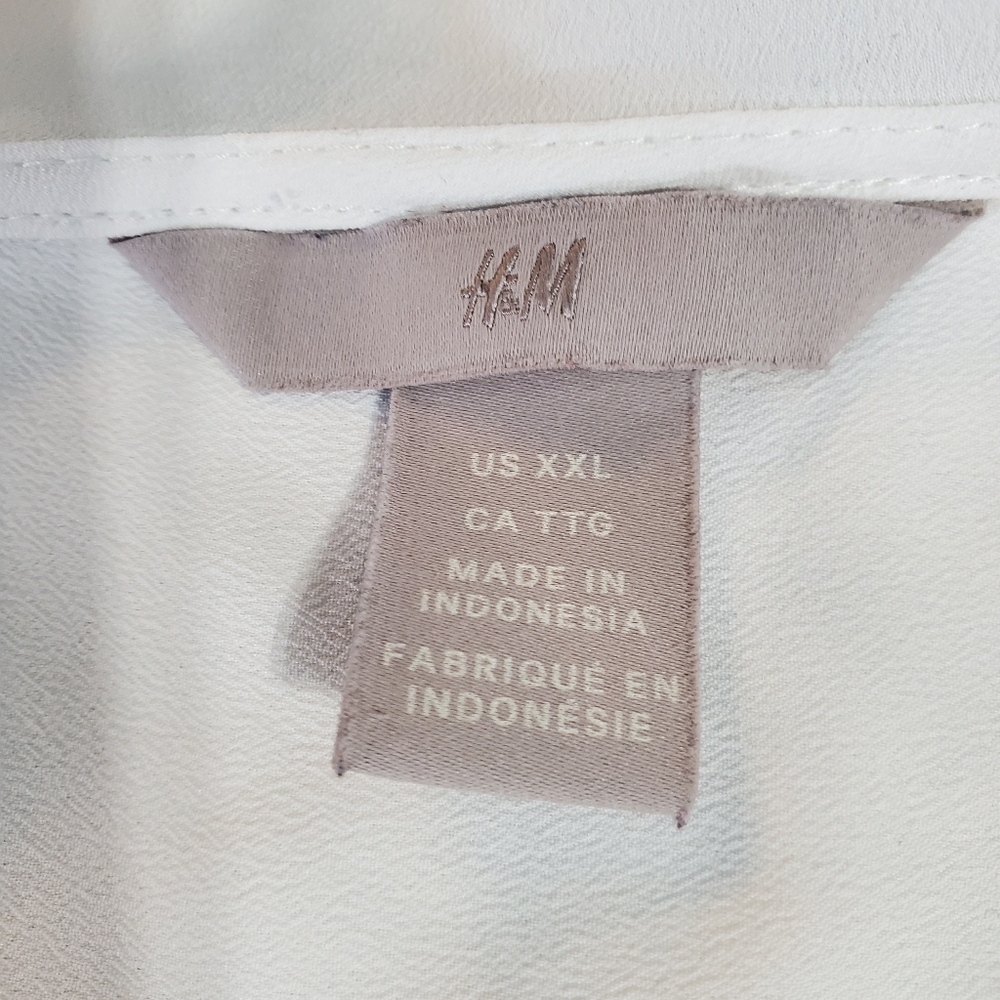 H&M White V-neck Sleeveless Blouse Top size XXL - Picture 7 of 11